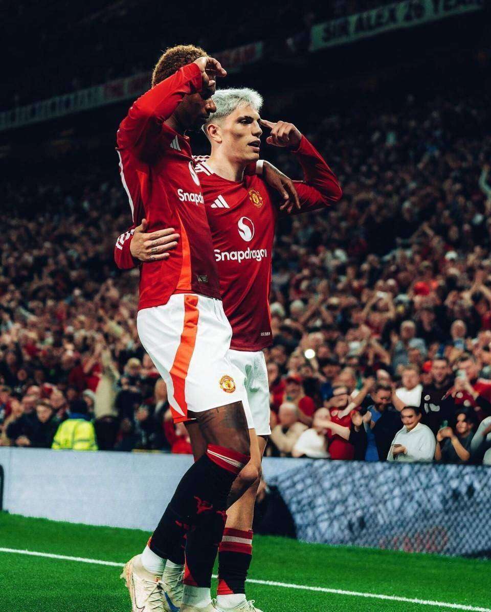 尤文图斯窗口期绝杀压哨,志在英超名次提升,引发热议,临场指挥获称赞的简单介绍 尤文图斯窗口期绝杀压哨,志在英超名次提升,引发热议,临场指挥获称赞的简单介绍